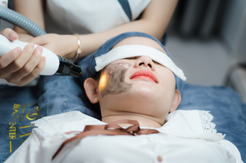 Điều Trị Chuyên Sâu Các Vấn Đề Về Da